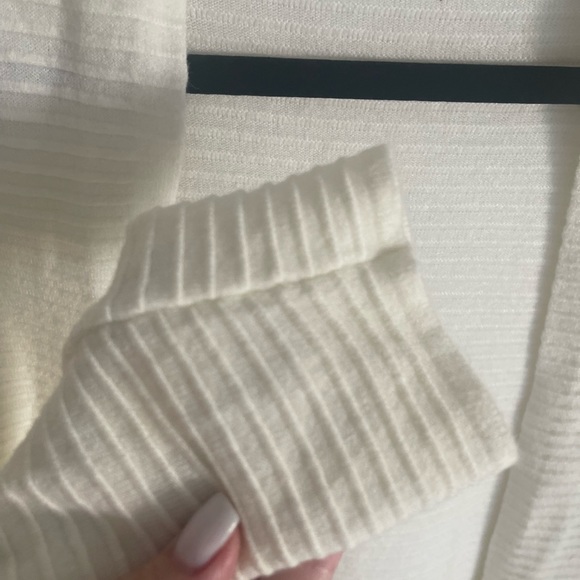 Cyrus off white soft cardigan - Picture 3 of 6
